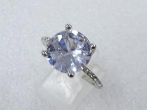 クリスタル　指輪(25号)